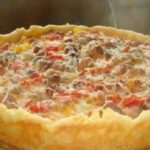 Открытый мясной пирог с картофельным тестом — выпечка