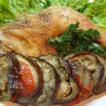 Курица, запеченная с баклажанами — Вторые блюда