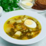 Щавелевый суп с яйцом. — супы на первое