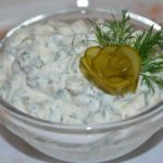 СОУС ПРЯНЫЙ С ЧЕСНОКОМ И ТОМАТАМИ.
— закуски