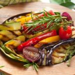 ИЗУМИТЕЛЬНЫЕ ОВОЩИ НА ГРИЛЕ
на второе