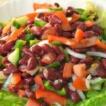 ВКУСНЫЙ САЛАТ С ФАСОЛЬЮ
— салаты