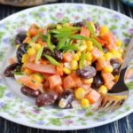 Салат с фасолью и кукурузой — салаты