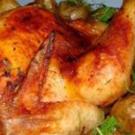 КУРИЦА ЗАПЕЧЕННАЯ В ДУХОВКЕ
на второе