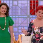 ВРЕМЯ ОБЕДАТЬ (9 ИЮЛЯ 2013 ГОДА)
— видео