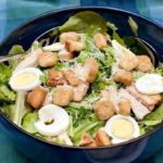 Салат «Цезарь» классический — салаты