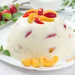 Желейный торт «Абрикосы в сметане» — десерты