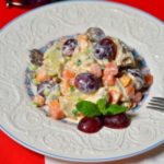 КУРИНЫЙ САЛАТ С ВИНОГРАДОМ — салаты