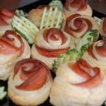 Колбасные «розочки» — закуски