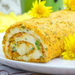 Морковный рулет с нежной сырной начинкой — закуски