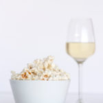 Запретные удовольствия: вино и джанк-фуд