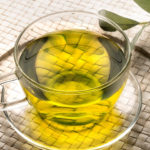 Напиток богов: помогает ли зеленый чай похудеть?