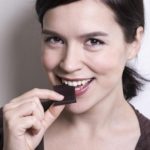Шоколадка каждый день — и вкусно, и защищает от деменции — диеты