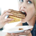 Мороженое, десерты и картошка: как есть «запрещенные» продукты, чтобы похудеть — диеты