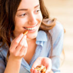 Дотерпеть до ужина: 5 полезных и вкусных перекусов — диеты