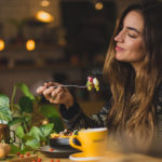 10 продуктов, которые нельзя есть тем, кто хочет продлить молодость — диеты