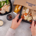 Почему всё чаще обращаются в службу доставки?