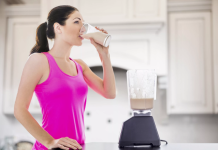 Почему диетологи рекомендуют худеющим белковые коктейли