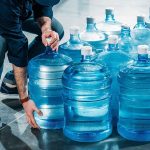 Почему лучше покупать бутилированную воду: советы